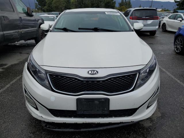 KNAGM4A74F5665059 - 2015 KIA OPTIMA LX WHITE photo 5