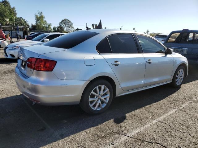 3VWD17AJ6EM276599 - 2014 VOLKSWAGEN JETTA SE SILVER photo 3