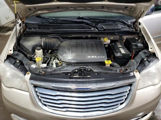 2C4RC1CG5DR660267 - 2013 CHRYSLER TOWN & COU TOURING L TAN photo 12