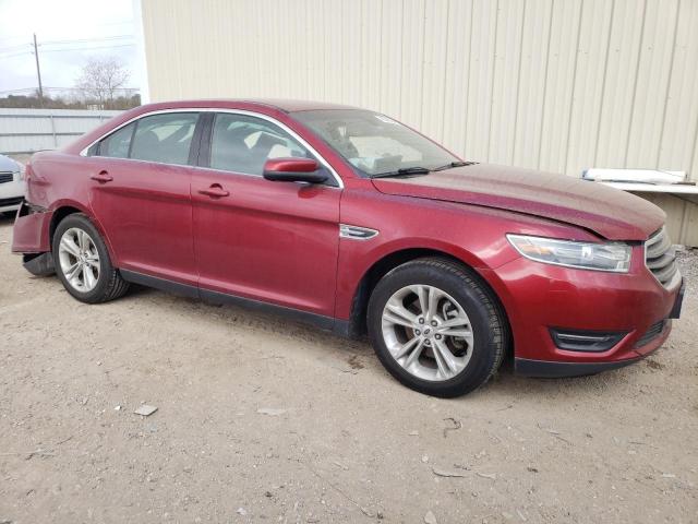 1FAHP2E85JG137958 - 2018 FORD TAURUS SEL RED photo 4