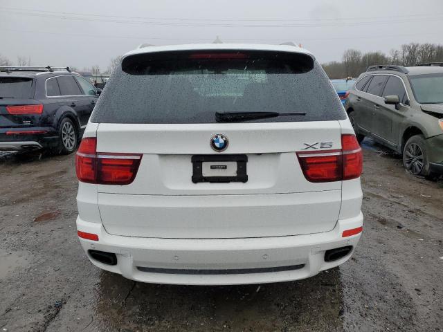 5UXZV8C52DL898702 - 2013 BMW X5 XDRIVE50I WHITE photo 6