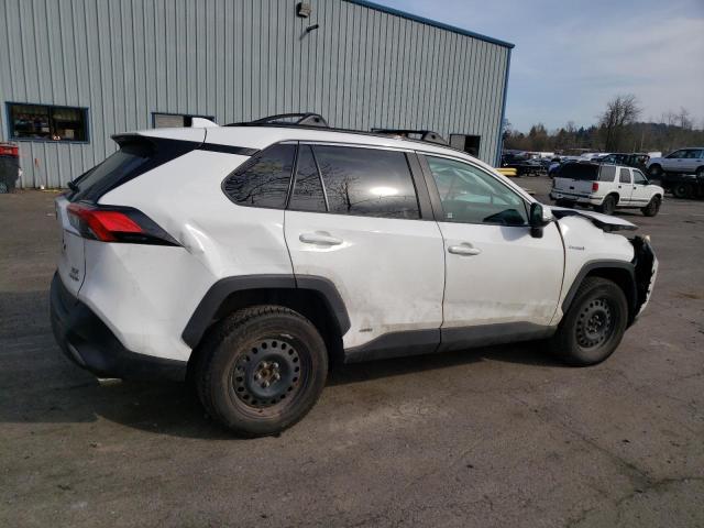 2T3RWRFV8LW071167 - 2020 TOYOTA RAV4 XLE WHITE photo 3