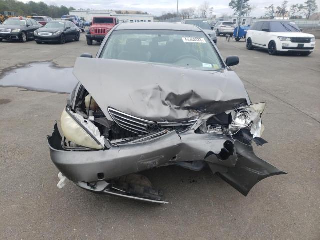 JTDBE32K550308783 - 2005 TOYOTA CAMRY LE GRAY photo 5