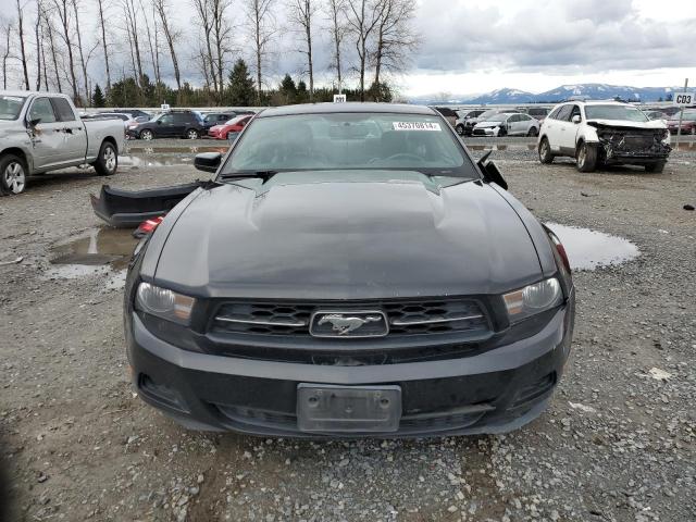 1ZVBP8AN6A5119167 - 2010 FORD MUSTANG BLACK photo 5