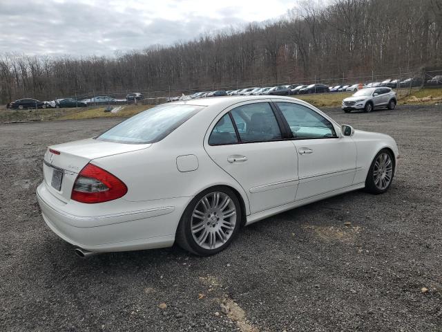 WDBUF90X17B176991 - 2007 MERCEDES-BENZ E 550 4MATIC WHITE photo 3