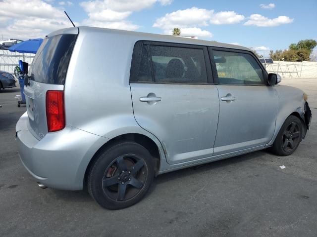 JTLKE50E981043037 - 2008 TOYOTA SCION XB SILVER photo 3