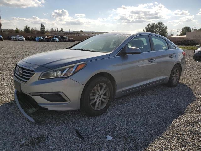 5NPE24AF8GH285375 - 2016 HYUNDAI SONATA SE SILVER photo 1