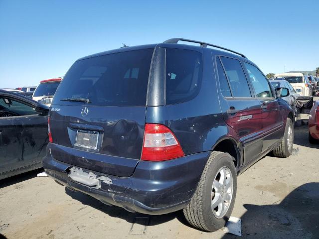 4JGAB57E34A462447 - 2004 MERCEDES-BENZ ML 350 BLUE photo 3