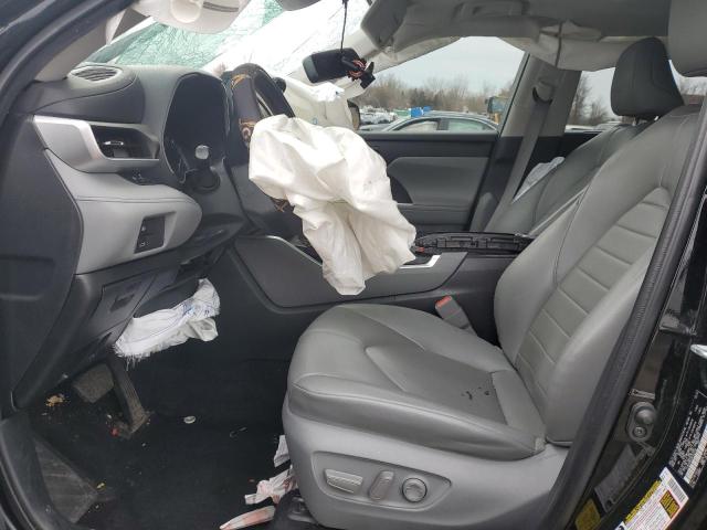 5TDHZRBH3NS255746 - 2022 TOYOTA HIGHLANDER XLE BLACK photo 7