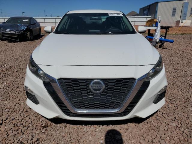 1N4BL4BV9KN327184 - 2019 NISSAN ALTIMA S WHITE photo 5