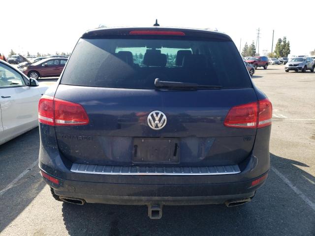 WVGEF9BP5CD008669 - 2012 VOLKSWAGEN TOUAREG V6 BLUE photo 6