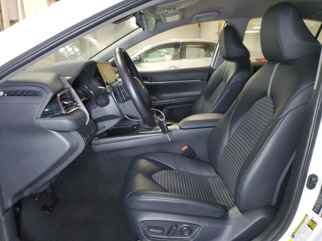 4T1G11AK6PU777024 - 2023 TOYOTA CAMRY SE NIGHT SHADE WHITE photo 7