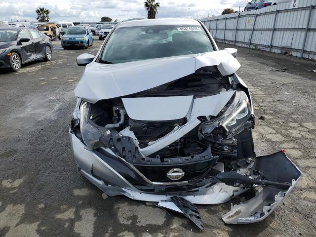 1N4AZ1CP1KC306625 - 2019 NISSAN LEAF S SILVER photo 5