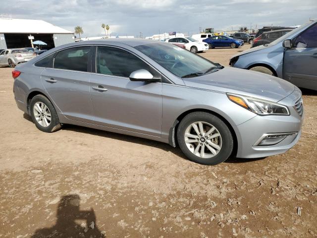 5NPE24AF8FH181869 - 2015 HYUNDAI SONATA SE SILVER photo 4