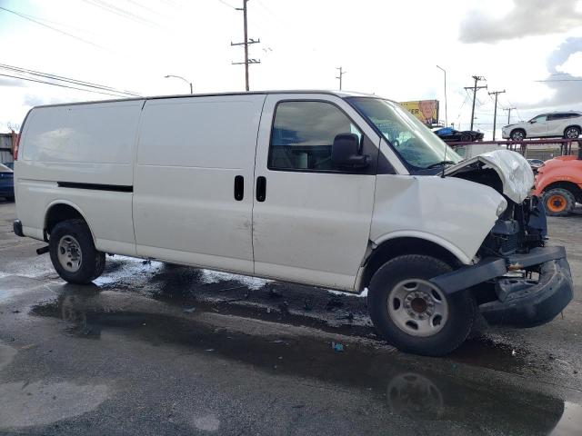 1GCWGGCA9E1211914 - 2014 CHEVROLET EXPRESS G2 WHITE photo 4