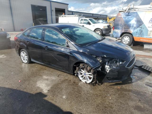 1FADP3F24HL269416 - 2017 FORD FOCUS SE BLACK photo 4