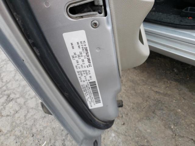 2C4RC1BG3CR313679 - 2012 CHRYSLER TOWN & COU TOURING 银色 照片 13