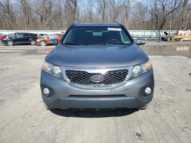 5XYKUDA21BG147770 - 2011 KIA SORENTO EX CHARCOAL photo 5