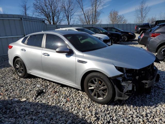 5XXGT4L31KG330315 - 2019 KIA OPTIMA LX SILVER photo 4