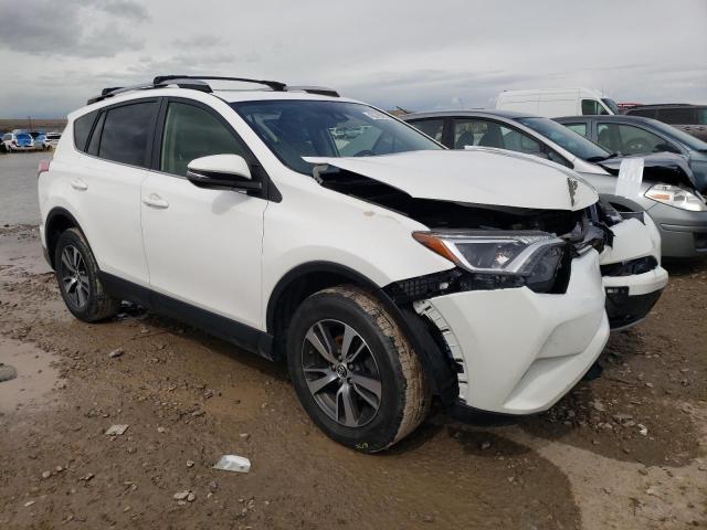 JTMRFREV4JJ211535 - 2018 TOYOTA RAV4 ADVENTURE WHITE photo 4