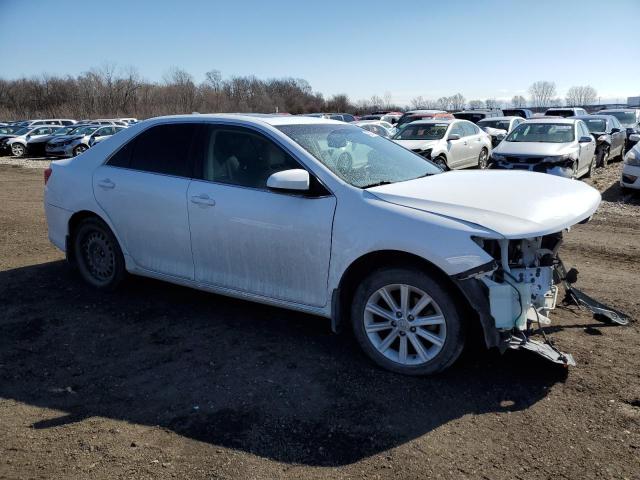 4T1BF1FK4EU854152 - 2014 TOYOTA CAMRY L WHITE photo 4