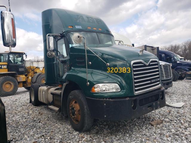 2013 MACK 600 CXU600, 