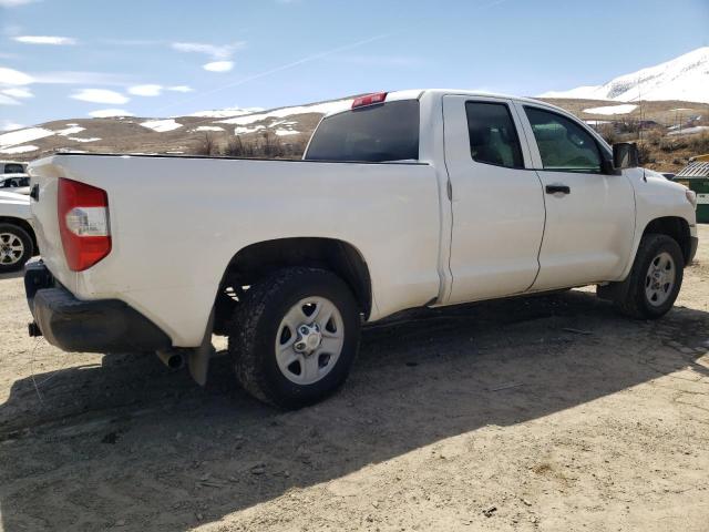 5TFUM5F14JX078003 - 2018 TOYOTA TUNDRA DOUBLE CAB SR/SR5 WHITE photo 3