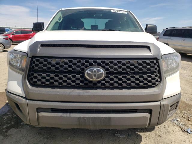 5TFUM5F14JX078003 - 2018 TOYOTA TUNDRA DOUBLE CAB SR/SR5 WHITE photo 5