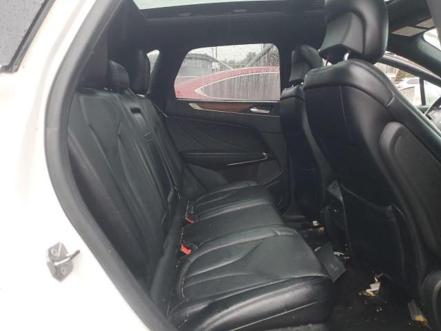 5LMTJ3DH9JUL22523 - 2018 LINCOLN MKC RESERVE თეთრი ფოტო 11