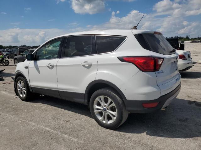 1FMCU0GD9KUB65384 - 2019 FORD ESCAPE SE WHITE photo 2