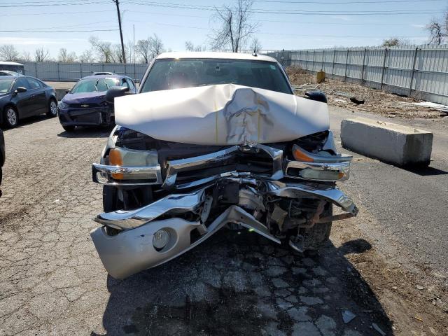 1GTGK23U54F171008 - 2004 GMC SIERRA K2500 CREW CAB SILVER photo 5