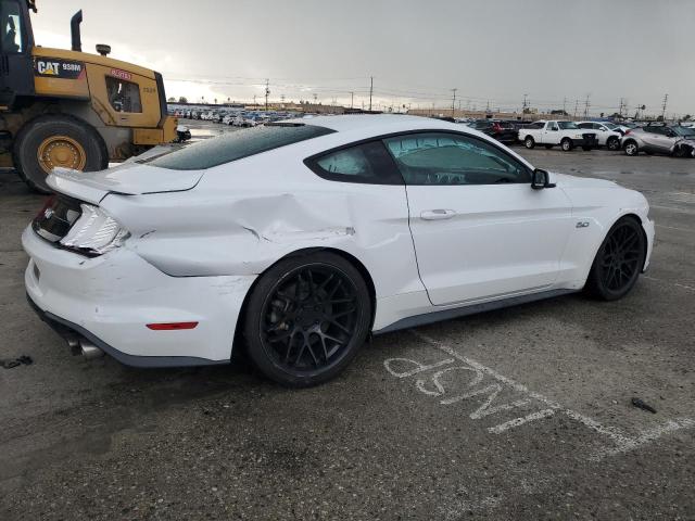 1FA6P8CF6J5143730 - 2018 FORD MUSTANG GT WHITE photo 3