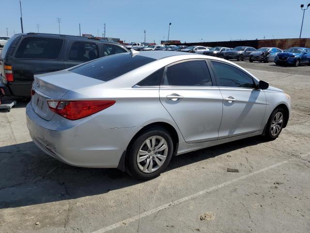 5NPEB4AC0CH459794 - 2012 HYUNDAI SONATA GLS SILVER photo 3