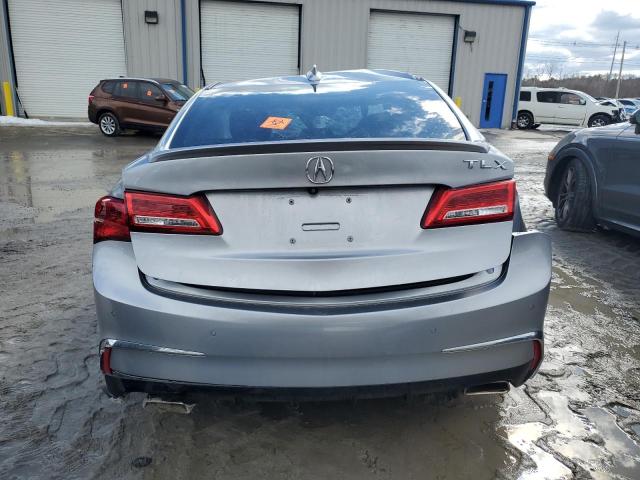 19UUB2F7XJA000743 - 2018 ACURA TLX ADVANCE SILVER photo 6