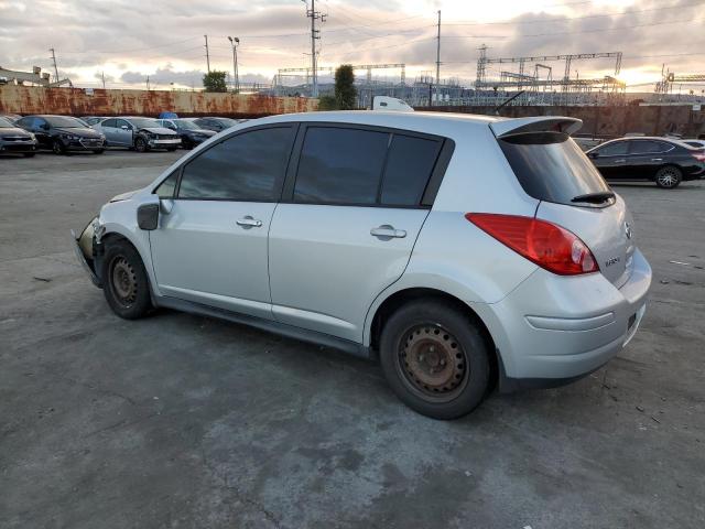 3N1BC13E38L381597 - 2008 NISSAN VERSA S SILVER photo 2