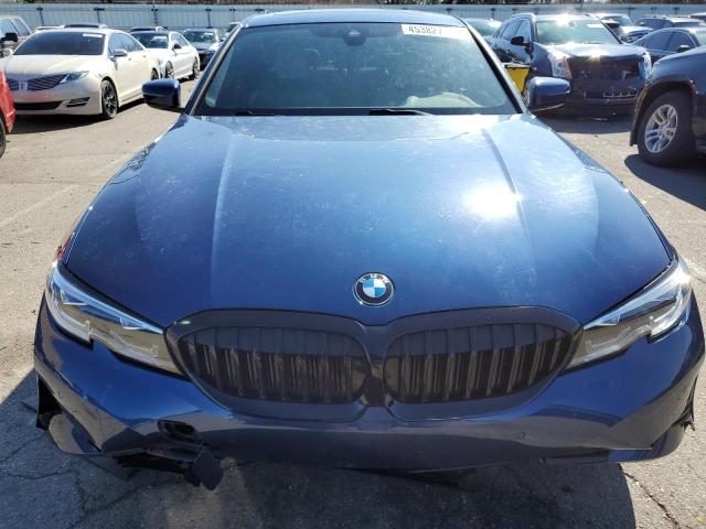 3MW5R7J00M8B51108 - 2021 BMW 330XI BLUE photo 5