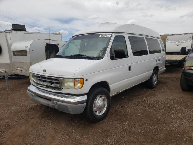 1FBSS31L52HA90302 - 2002 FORD ECONOLINE E350 SUPER DUTY WAGON WHITE photo 2