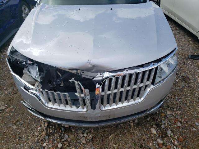 3LNDL2L30CR807564 - 2012 LINCOLN MKZ HYBRID SILVER photo 11