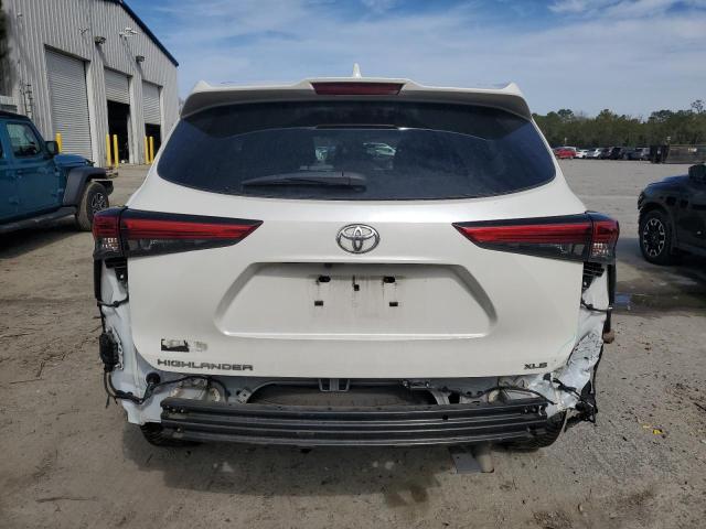 5TDGZRAH2MS058000 - 2021 TOYOTA HIGHLANDER XLE 白色 照片 6