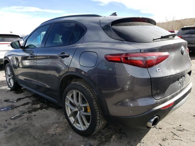 ZASFAKPN0J7B78964 - 2018 ALFA ROMEO STELVIO SPORT Grau Foto 2