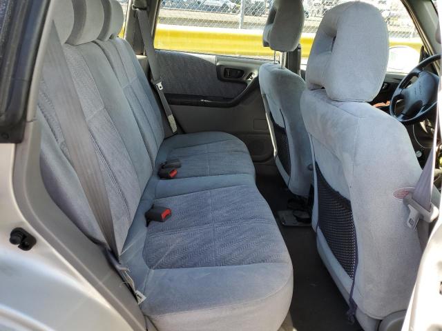 JF1SF65661H723898 - 2001 SUBARU FORESTER S 银色 照片 10