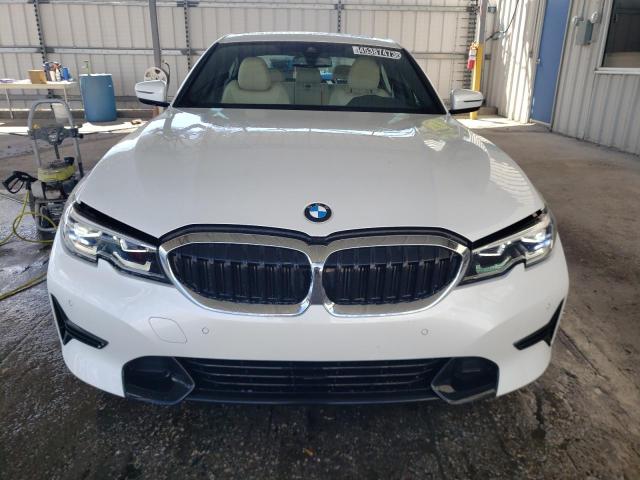 3MW5R1J03N8C59933 - 2022 BMW 330I WHITE photo 5