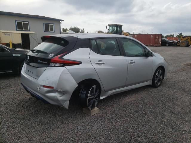 1N4AZ1CP0LC304947 - 2020 NISSAN LEAF SV SILVER photo 3