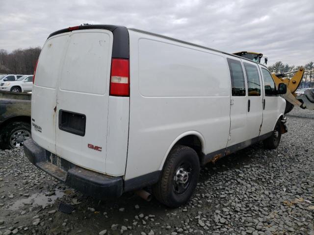 1GTW7GCA5B1900232 - 2011 GMC SAVANA G2500 WHITE photo 3