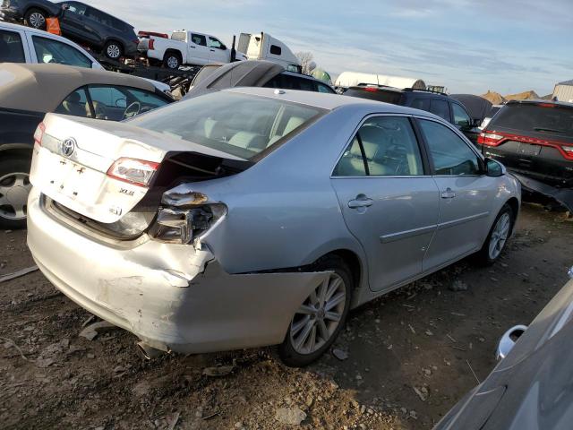 4T1BD1FK4DU075550 - 2013 TOYOTA CAMRY HYBRID SILVER photo 3