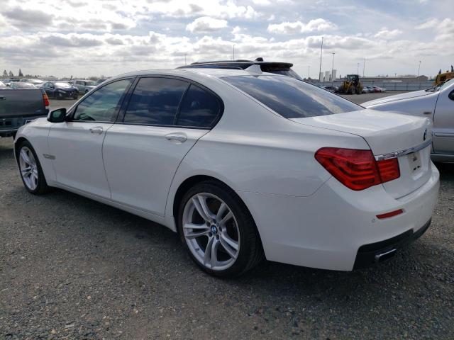 WBAKA8C55BCY37112 - 2011 BMW ALPINA B7 I Beyaz fotoğraf 2