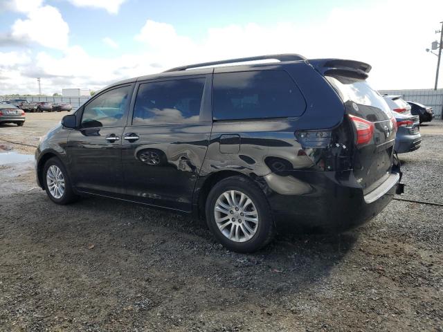 5TDYZ3DC0HS803804 - 2017 TOYOTA SIENNA XLE BLACK photo 2