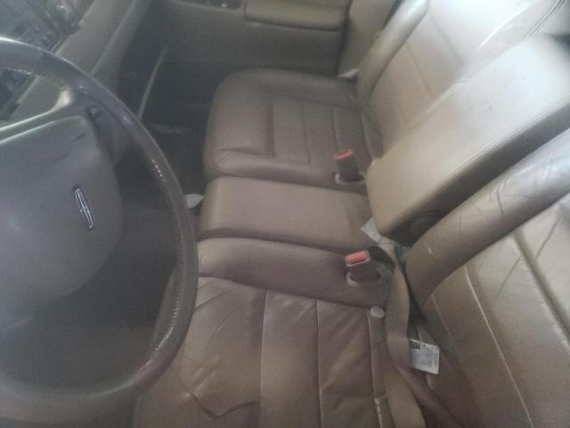 1LNHM81WX1Y710773 - 2001 LINCOLN TOWN CAR EXECUTIVE TAN photo 7