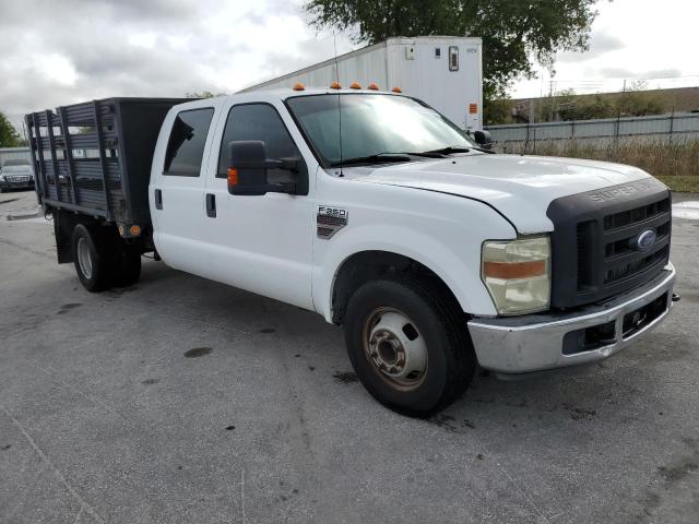 1FDWW36R08EC22838 - 2008 FORD F350 SUPER DUTY WHITE photo 4