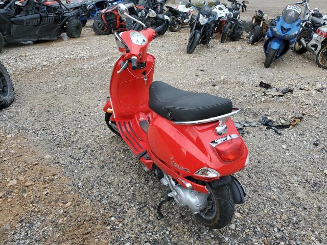 ZAPC386B8C5301200 - 2012 VESPA LX 50 RED photo 3